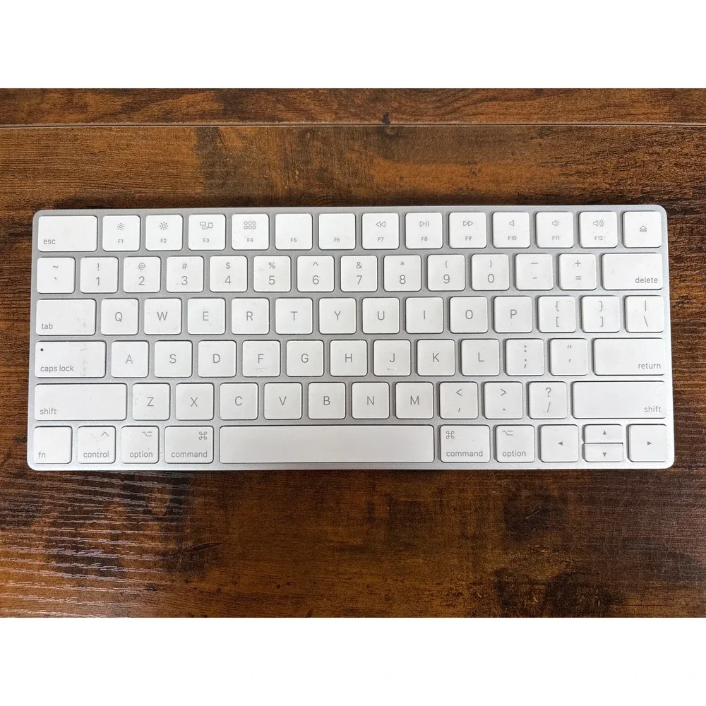 Apple Magic Keyboard 2 Wireless Bluetooth Rechargeable Silver White A1644